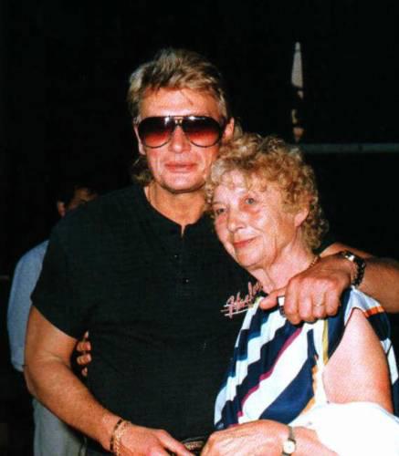 Johnny Hallyday    et_sa_mere